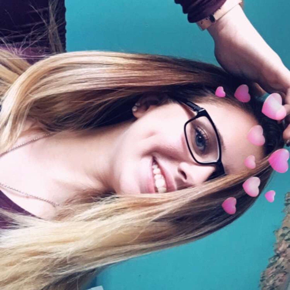 Meet your Posher, Hannah